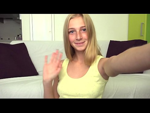 ❤️ Thaum kuv dhuav kuv lazily masturbate kuv liab pussy ❌ porno ntawm peb ☑