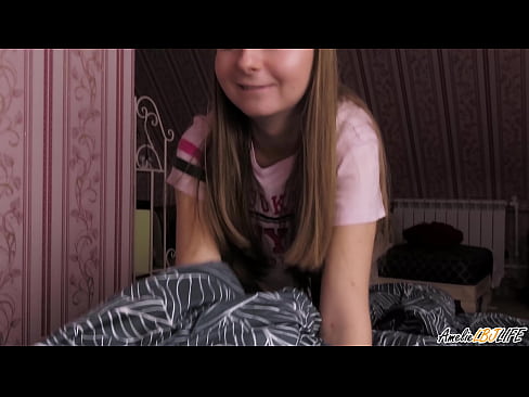 ❤️ Blondie nqus nws BFF qhov tob thiab tau Cum hauv nws lub qhov ncauj ❌ porno ntawm peb ☑